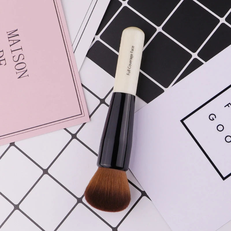 Soft Round Bristle Makeup Brush | Full Coverage Powder Tool