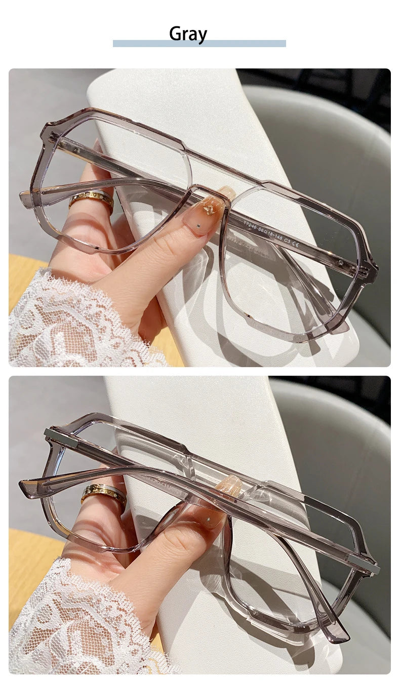 Stylish Women’s Oversized Myopia Glasses | Photochromic Eyeglasses 2026
