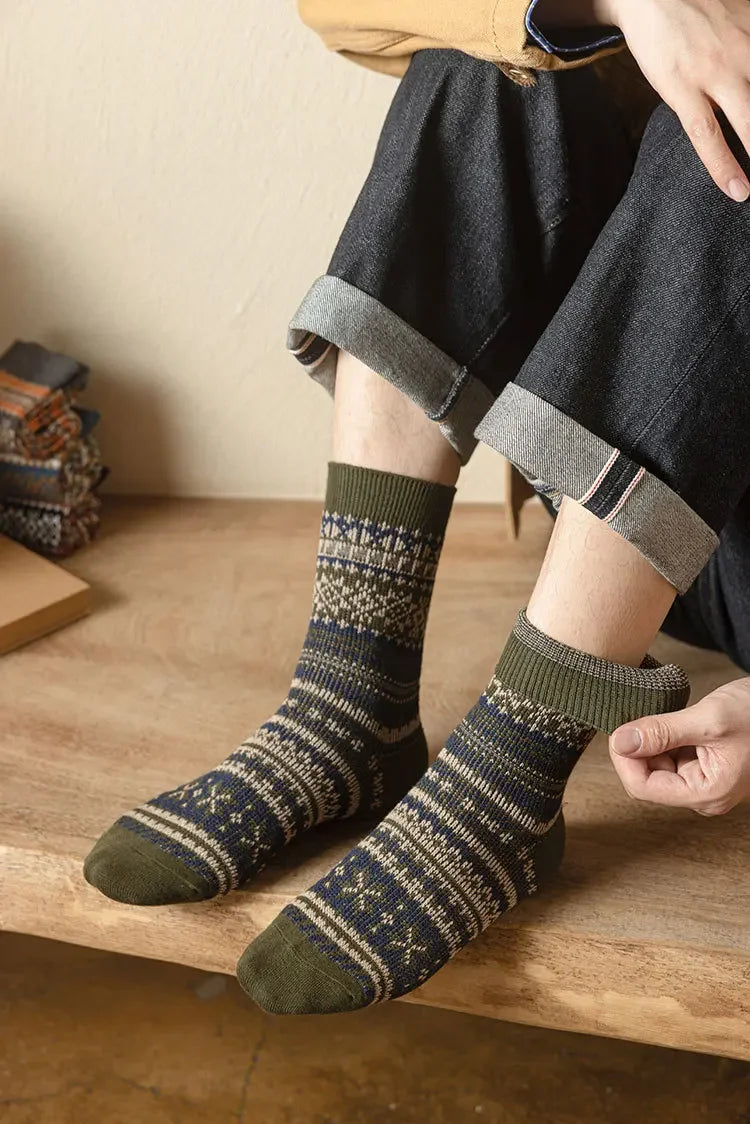 Men's Retro Geometric Pattern Middle Tube Socks | Stylish & Comfy