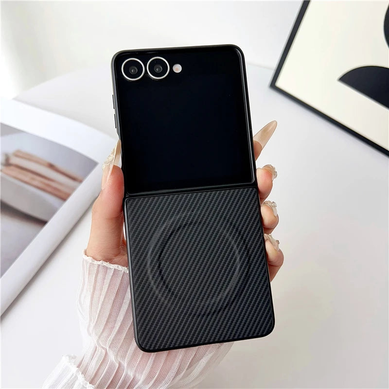 Magnetic Carbon Fiber Texture Phone Case For Samsung Galaxy Z Flip 3 4 5 6 7 For Magsafe Protective PC Back Cover Fundas