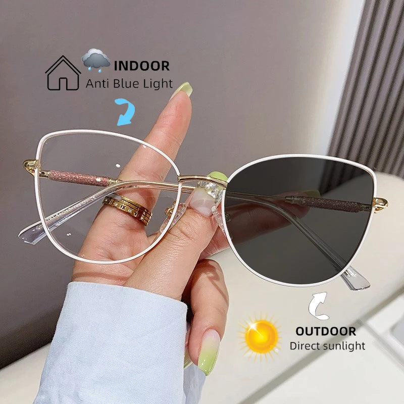 Chic Cat Eye Photochromic Reading Glasses for Women | Stylish Eyewear