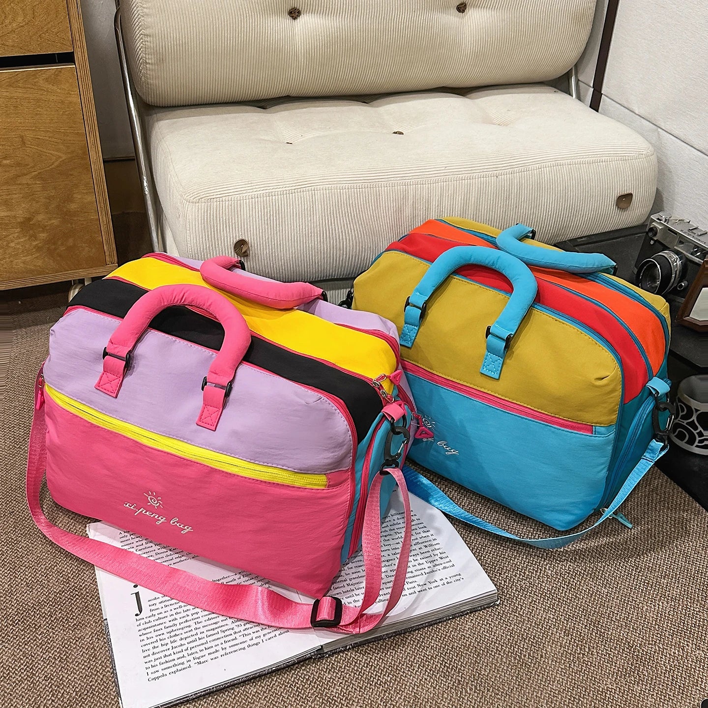 Fashion Trend Dopamine Contrasting Travel Bag Independent Shoe Compartment, Lightweight Yoga Bag, Outdoor Sports and Fitness Bag