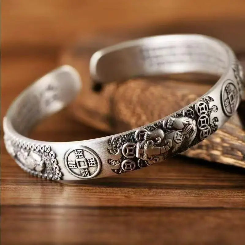 Men's Retro Pixiu Charms Bracelet | Stylish Simple Jewelry