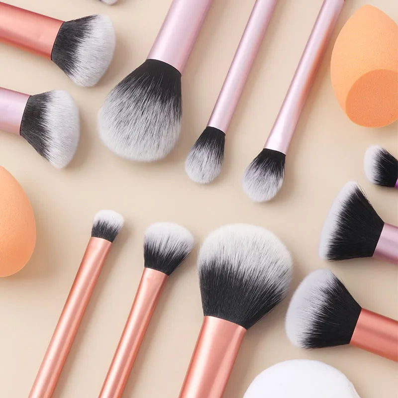 10PCS Portable Mini Makeup Brushes for Perfect Contouring