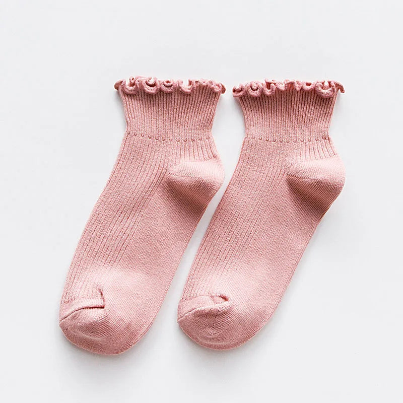 5 Pairs Women's Ruffled Ankle Socks | Stylish and Breathable
