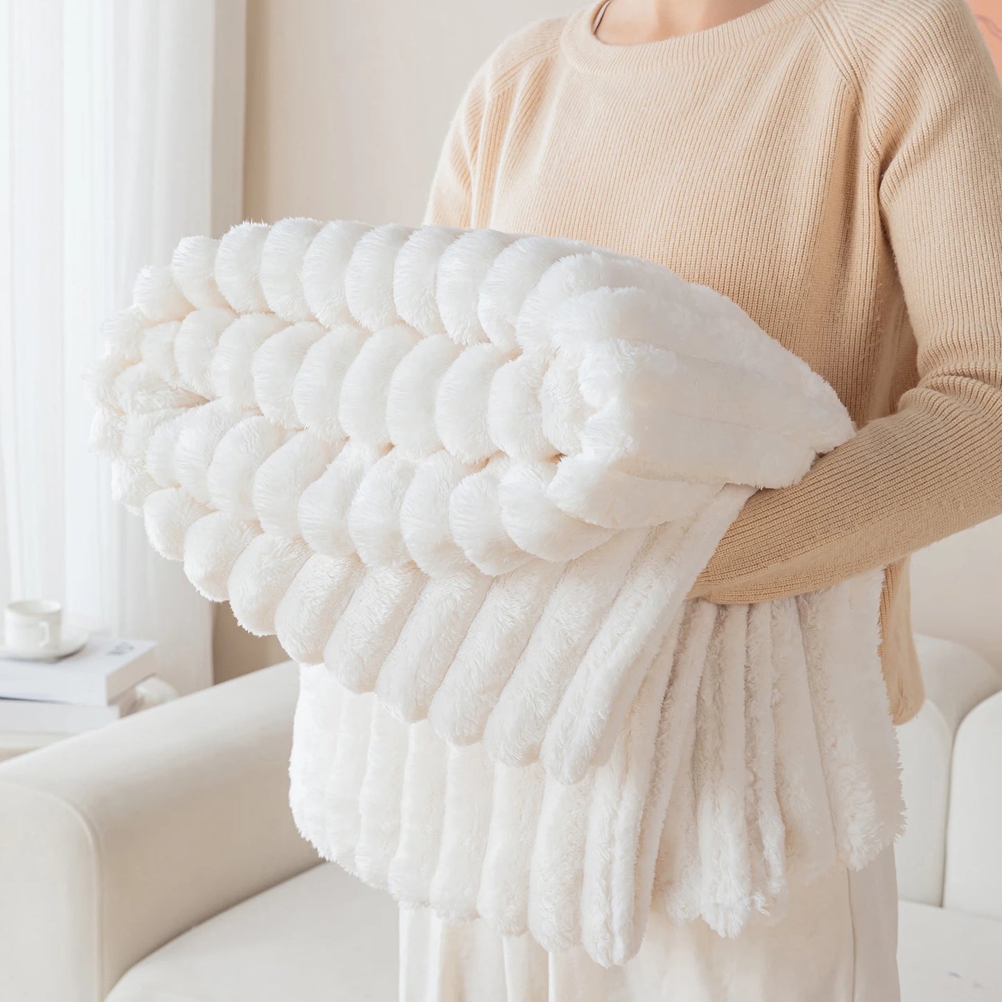 Thick Warm Flannel Blanket | Cozy Fleece Throw for All Seasons