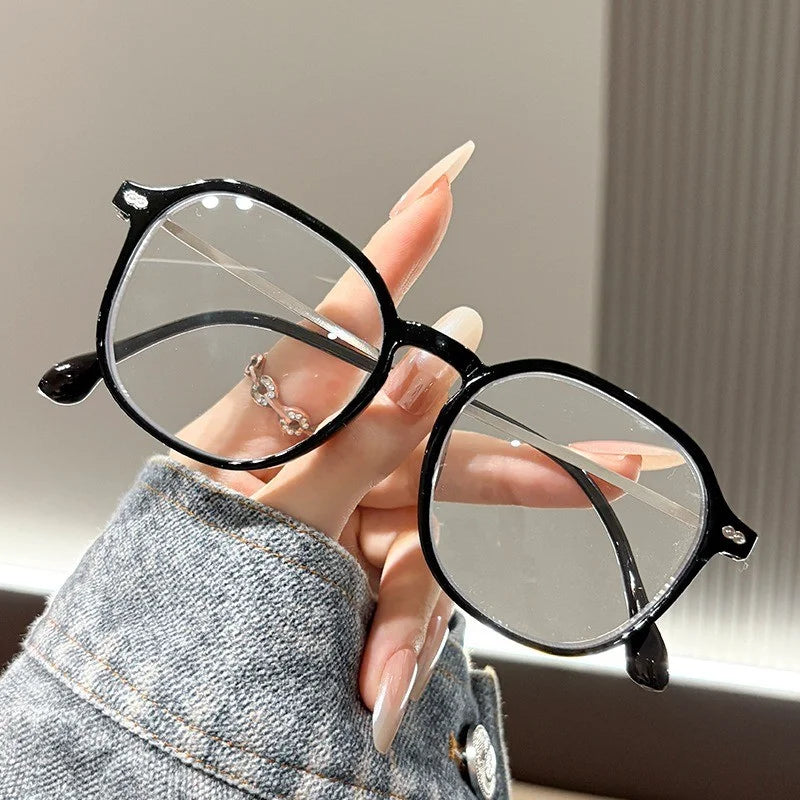 Lightweight Anti-blue Light Reading Glasses for Women
