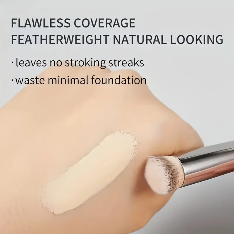 Ultra-Soft Kabuki Makeup Brush | Flawless Foundation & Contour