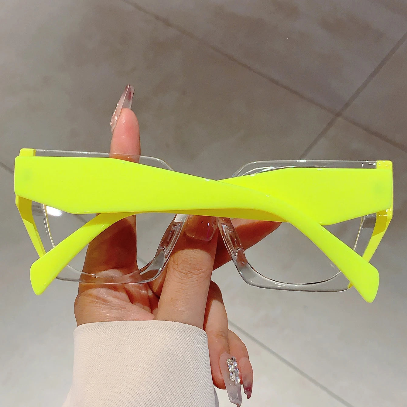 Chic Women's Oversized Square Glasses | Stylish Blue Light Defense
