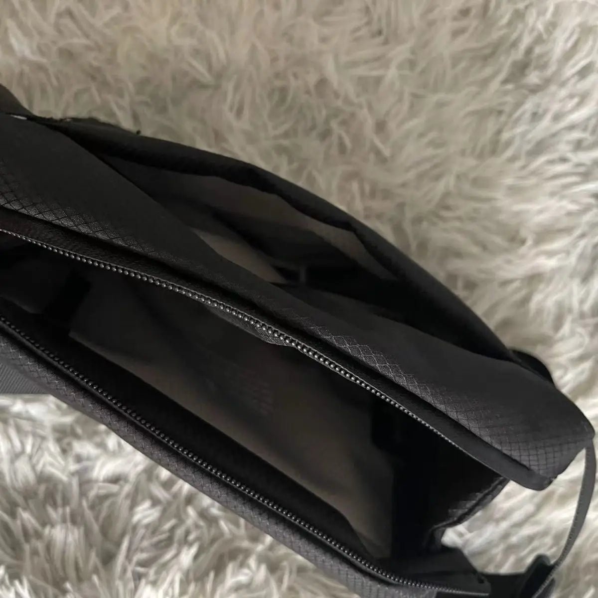 4L Mini Lightweight Chest Bag - Eco-Friendly Waterproof Crossbody Bag