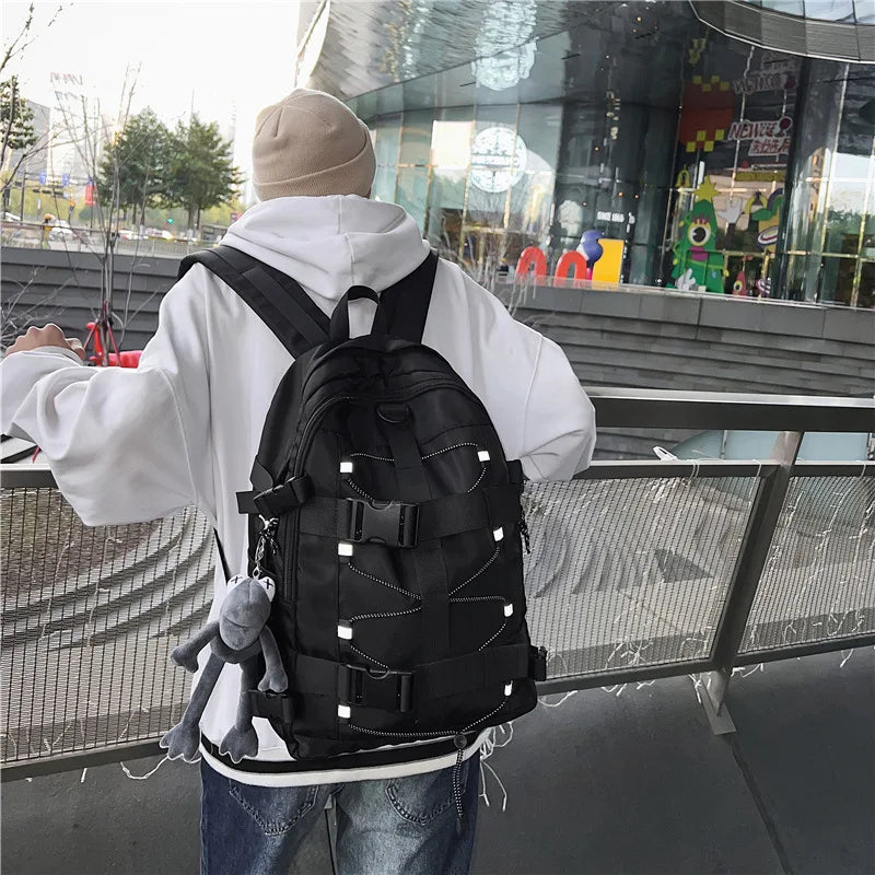 Mochila unisex moderna para la escuela y el skateboard