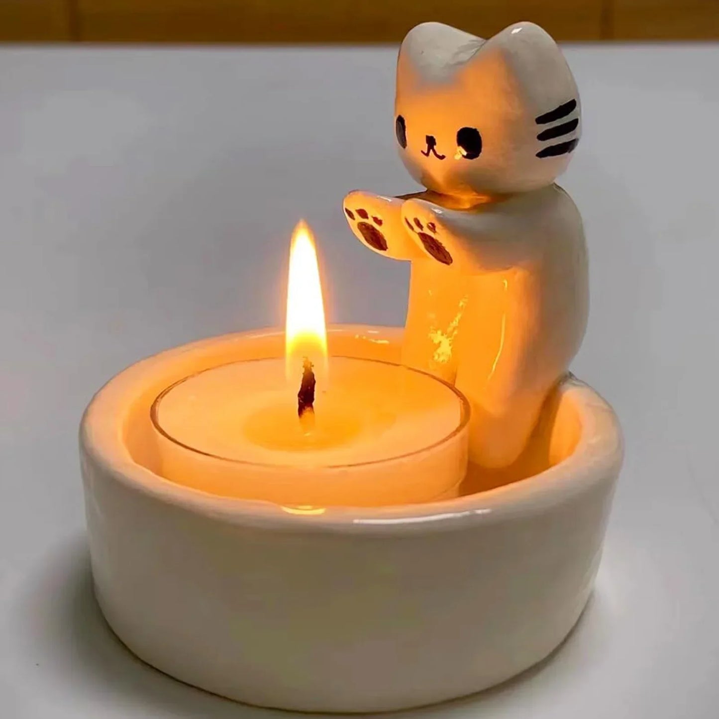 Charming Cat Candle Holder | Whimsical Aromatherapy Decor