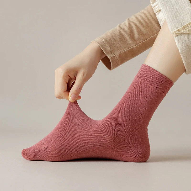 Calcetines de algodón de color liso para mujer | Comodidad suave y transpirable