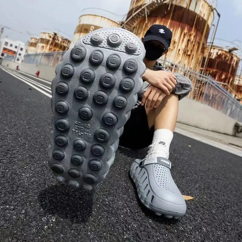 2026 Summer New Cave Shoes Outdoor Non slip Cool Slippers One Step Trendy Thick Bottom Odor proof Beach Shoes