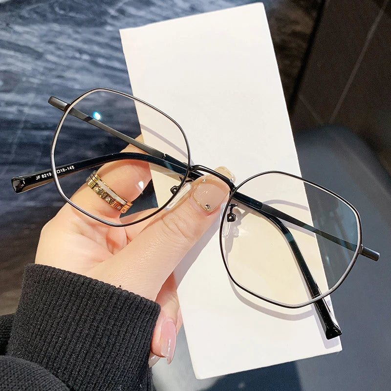 Stylish Geometric Women's Reading Glasses | Anti-Blue Light