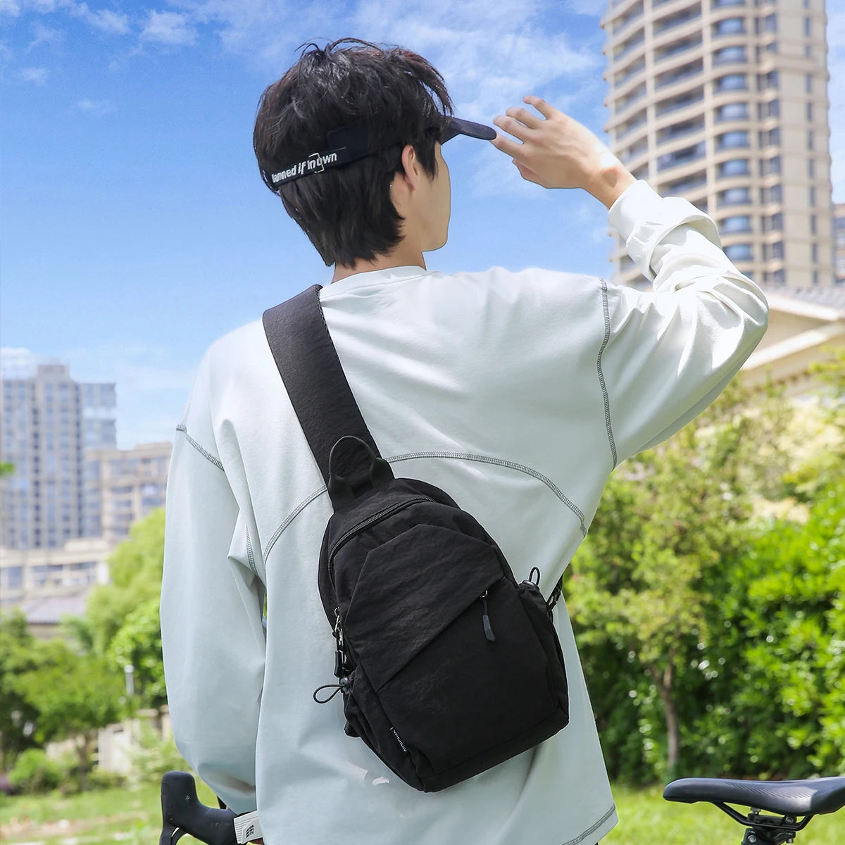 Men's Fashionable Chest Bag | Versatile Casual Commuter Shoulder Bag
