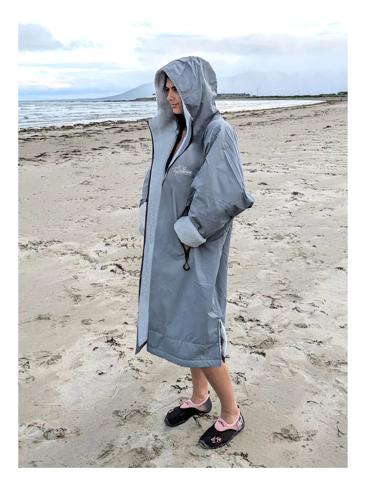 Quick Drying Surf Changing Robe | Weatherproof Jacket & Cloak
