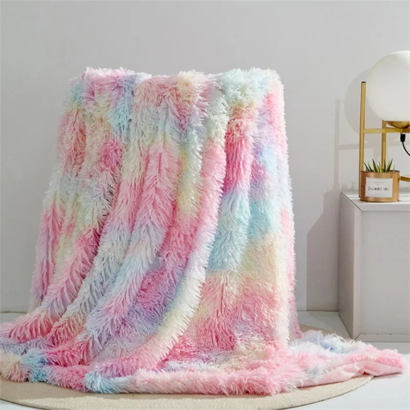 Soft Faux Fur Throw Blanket | Luxurious and Cozy Bedspread