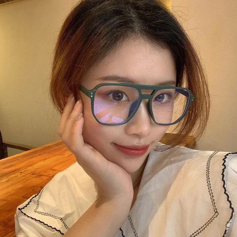 Retro Anti-Blue Light Glasses | Stylish Unisex Eye Protection