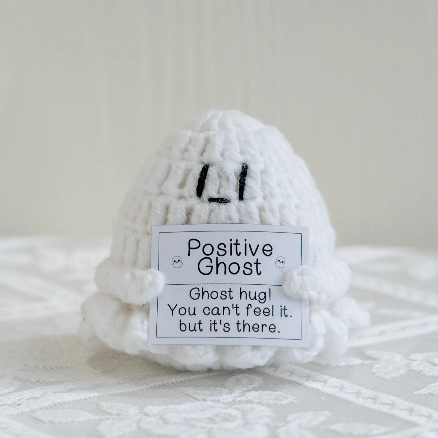 Muñeco de tiburón de ganchillo hecho a mano | Regalo de decoración del hogar con energía positiva