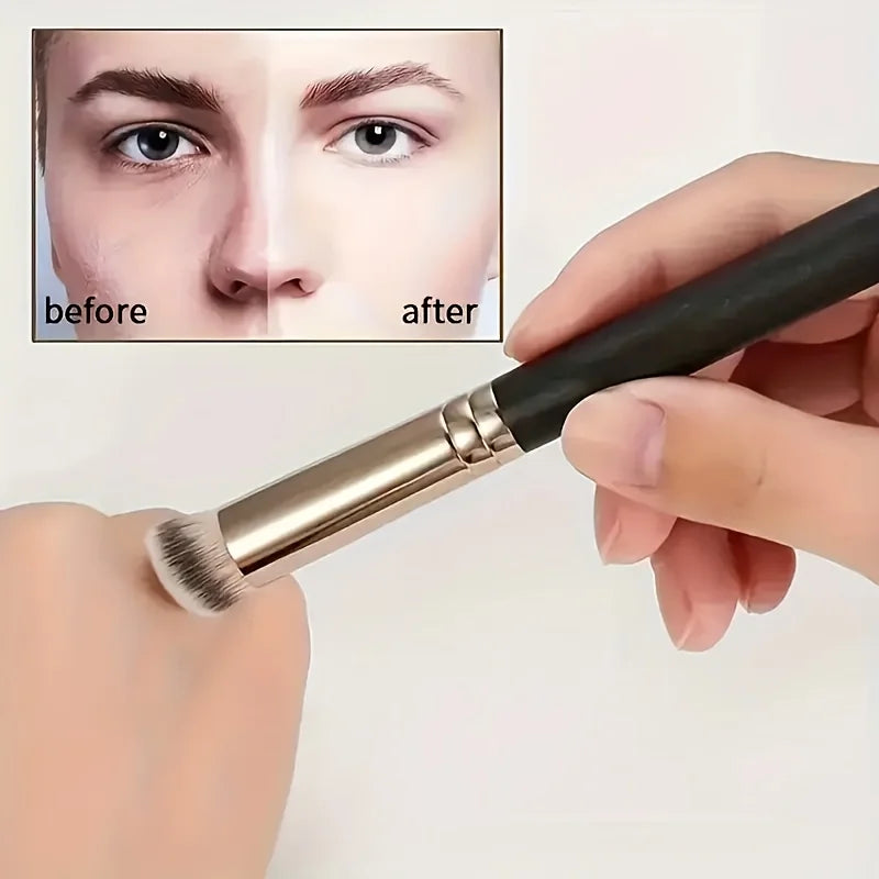 Ultra-Soft Kabuki Makeup Brush | Flawless Foundation & Contour