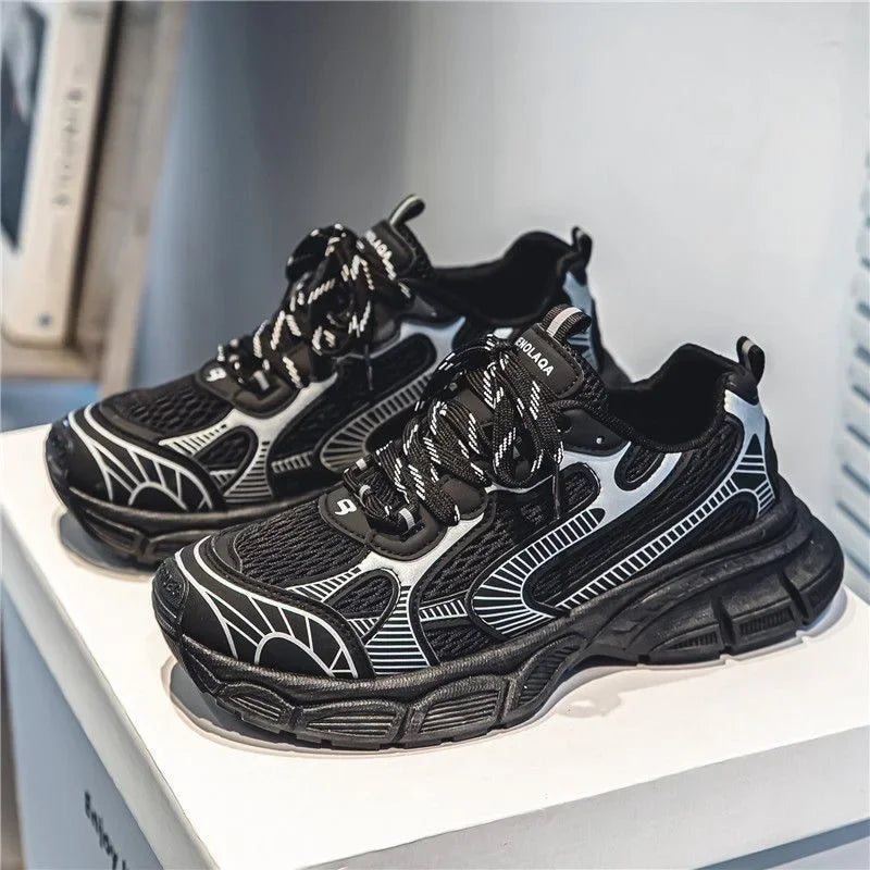 Lightweight Outdoor Sports Shoes for Men | Breathable Casual Sneakers