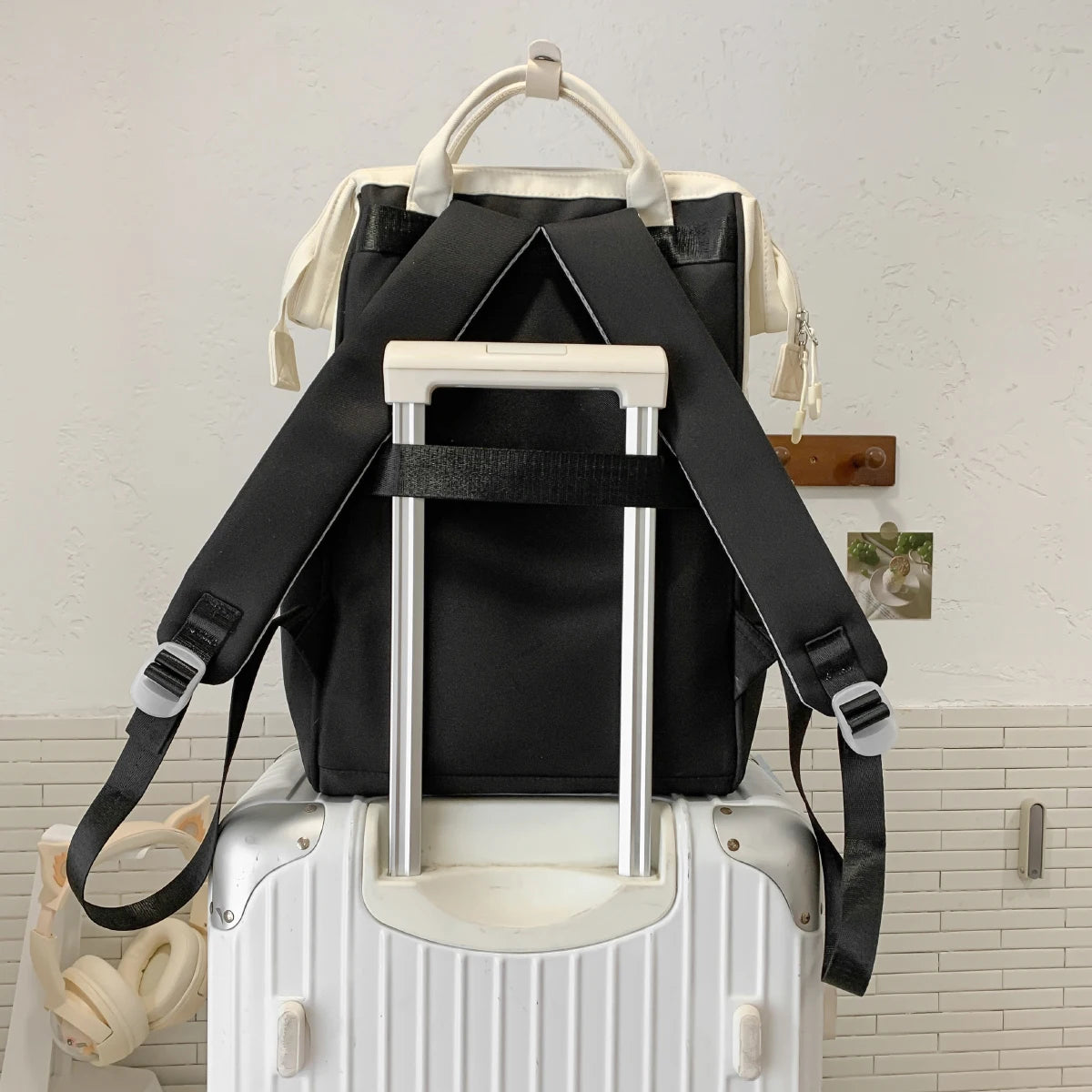 Large-Capacity College Backpack | Stylish & Functional Design