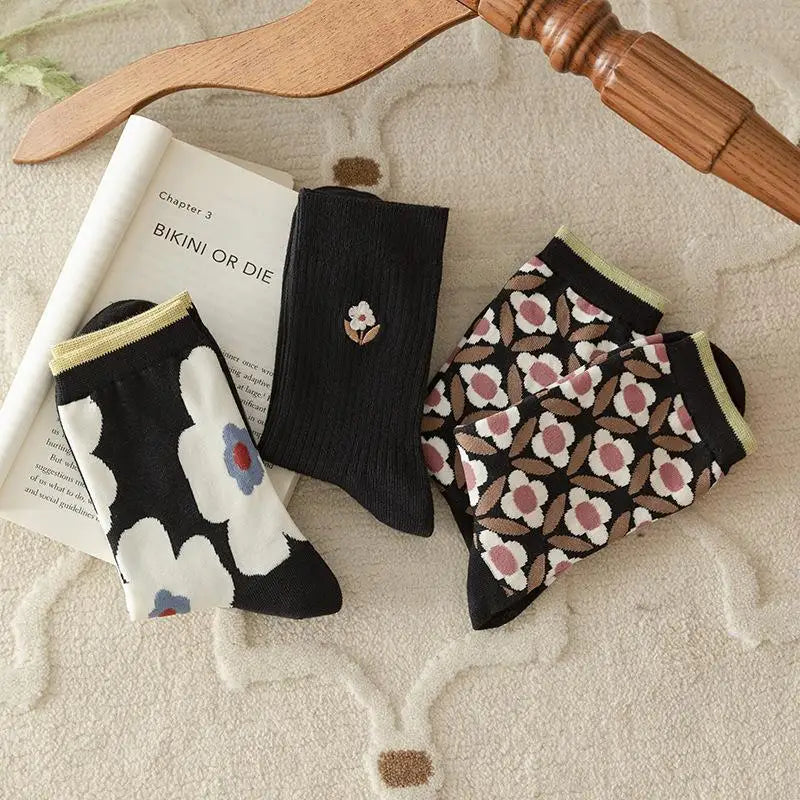 Cute Pink Flower Embroidery Socks for Women | Kawaii Retro Style