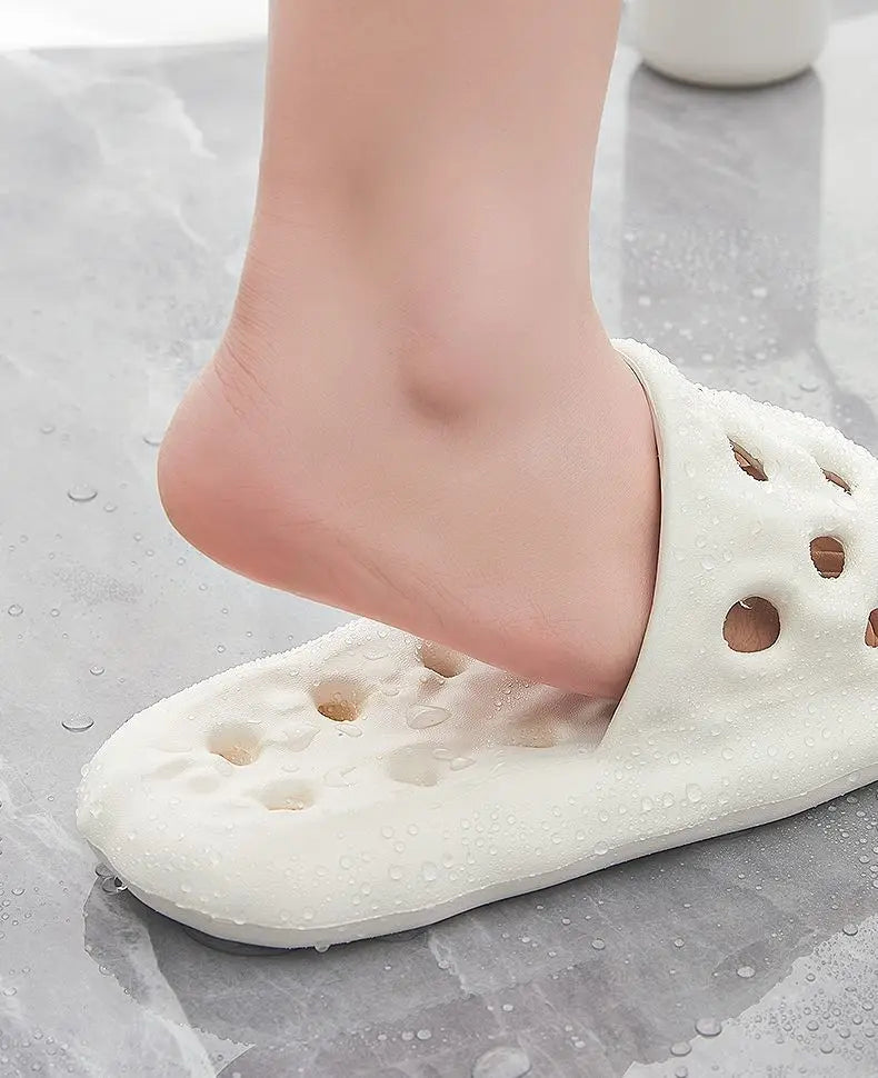 Women's Hollow-Out Quick-Dry Bathroom Slippers | Comfortable Slides