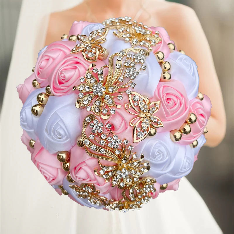 Impresionante ramo de boda azul marino para damas de honor | Elegante decoración floral