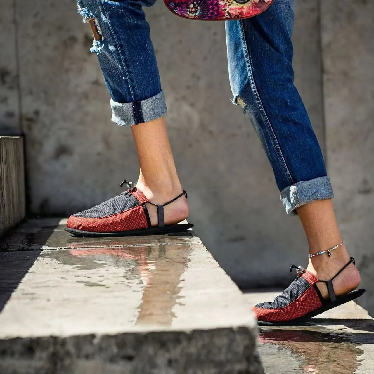 Lightweight Foldable Travel Slippers | Quick Dry Non-Slip Sandals