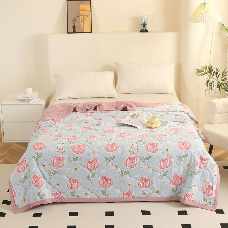 Breathable Summer Quilt - Lightweight Air Conditioned Blanket