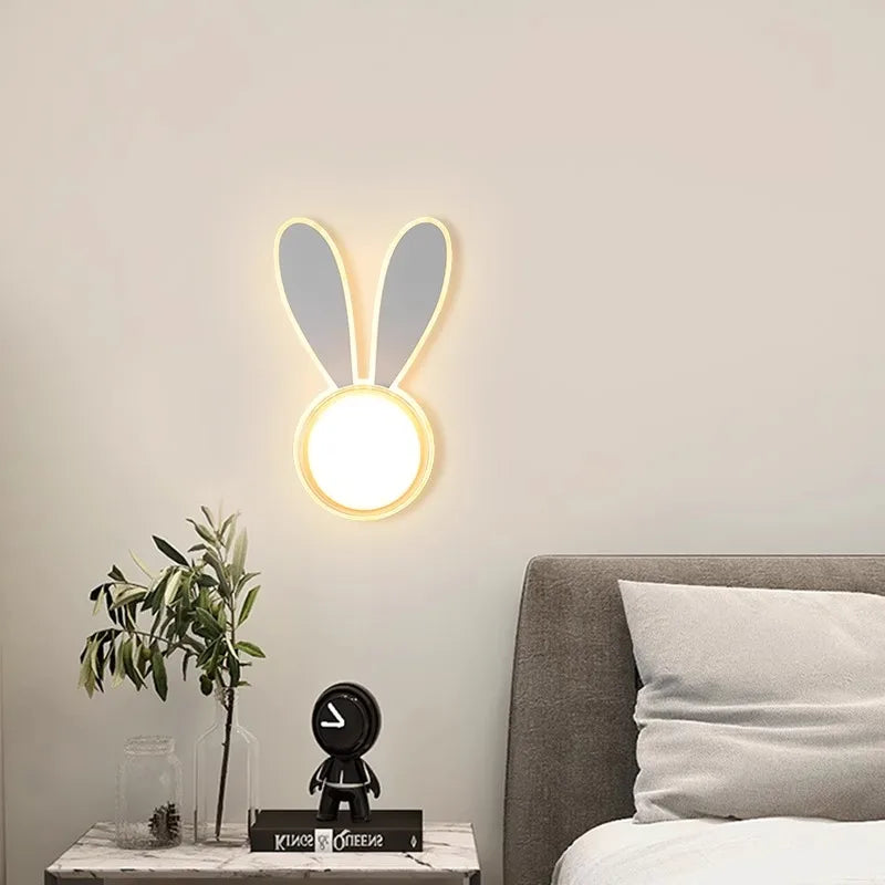 Linda lámpara de pared LED infantil | Moderna luz de dormitorio con dibujos animados