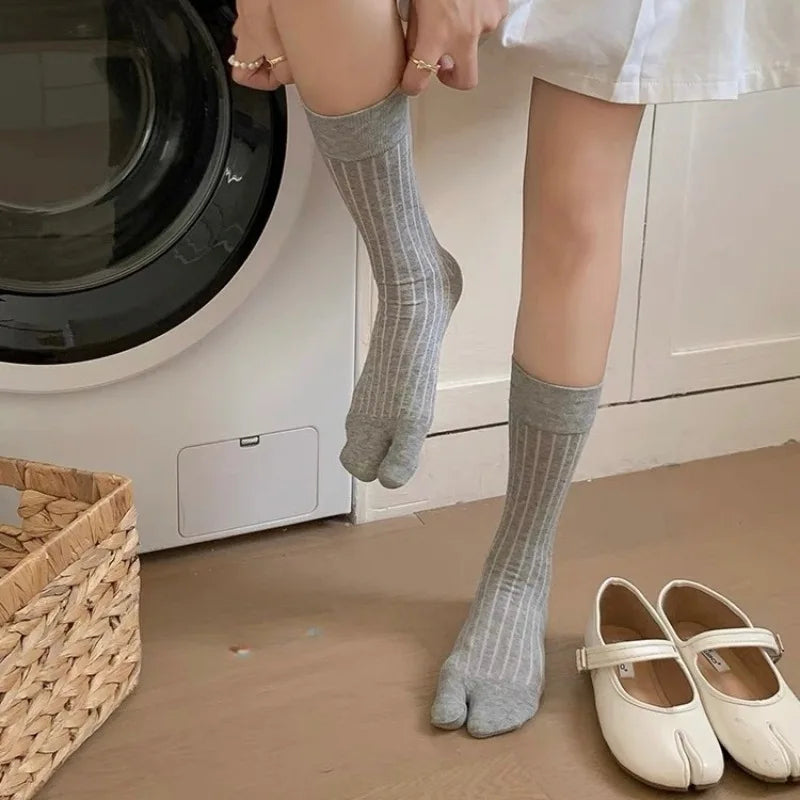 Stylish Cotton Tabi Socks for Women | Comfortable Two-Toed Socks