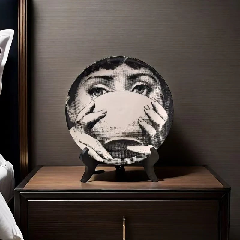 Elegant 8-Inch Retro Ceramic Decorative Plate | Modern Home Decor