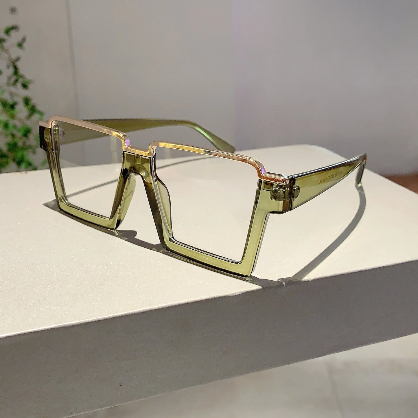 Chic Oversized Blue Light Blocking Glasses | Fashionable Protection