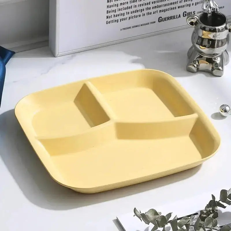 Three-Grid Partitioned Plastic Dining Plate | Versatile Meal Dish