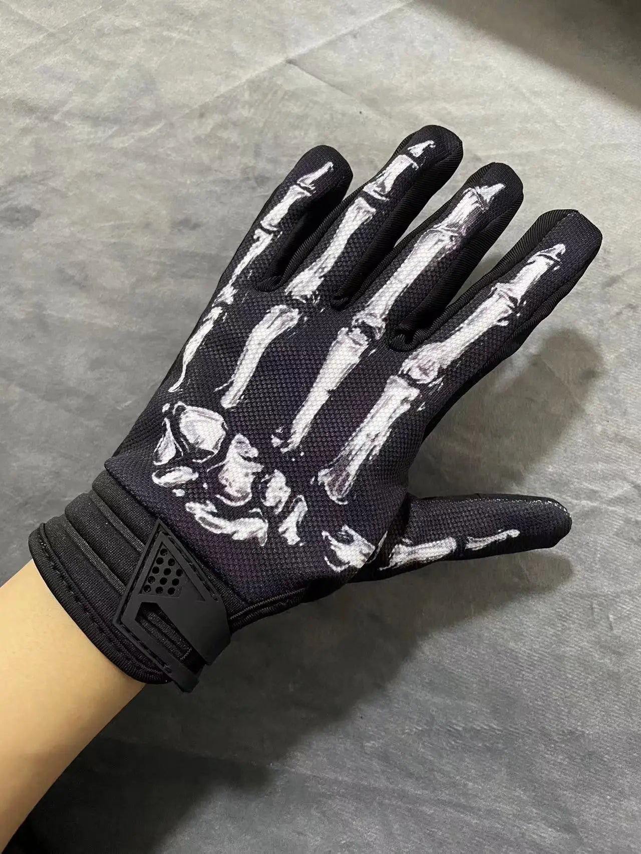 Winter Waterproof Touchscreen Gloves for Outdoor Sports