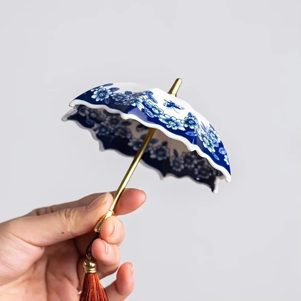 Traditional Ceramic Umbrella Tea Strainer | Elegant Tabletop Infuser