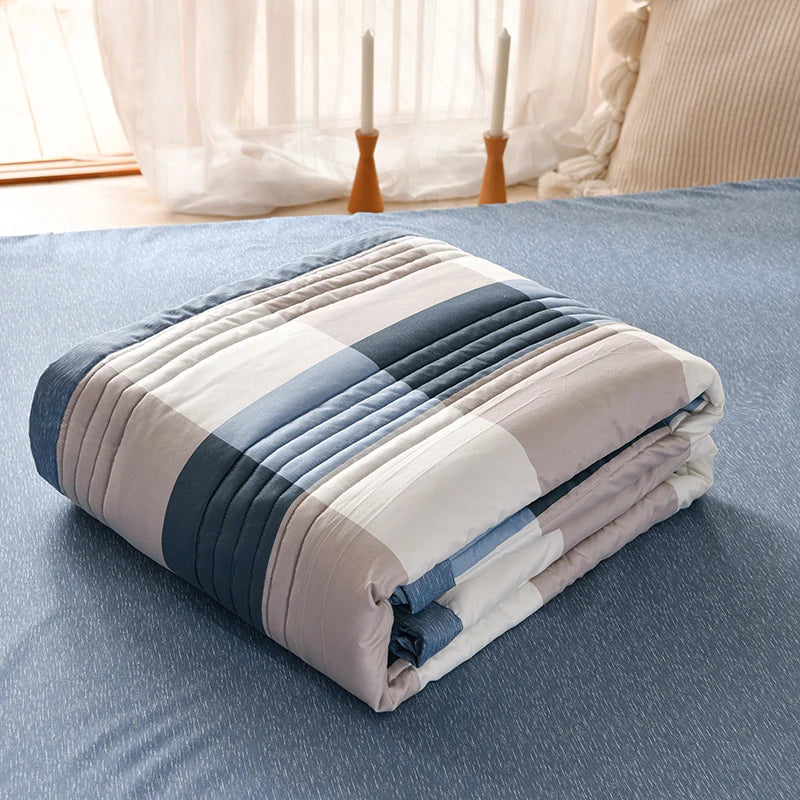 Lightweight Summer Quilt | Soft Microfiber Breathable Bedding