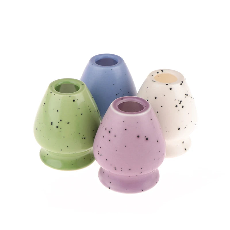 Soporte de cerámica hecho a mano para batidor de matcha | Elegante accesorio para el té