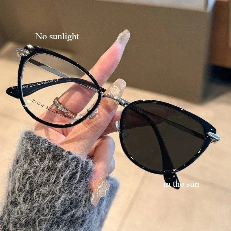 Women's Photochromic Cat's Eye Glasses | UV Protection Eyewear