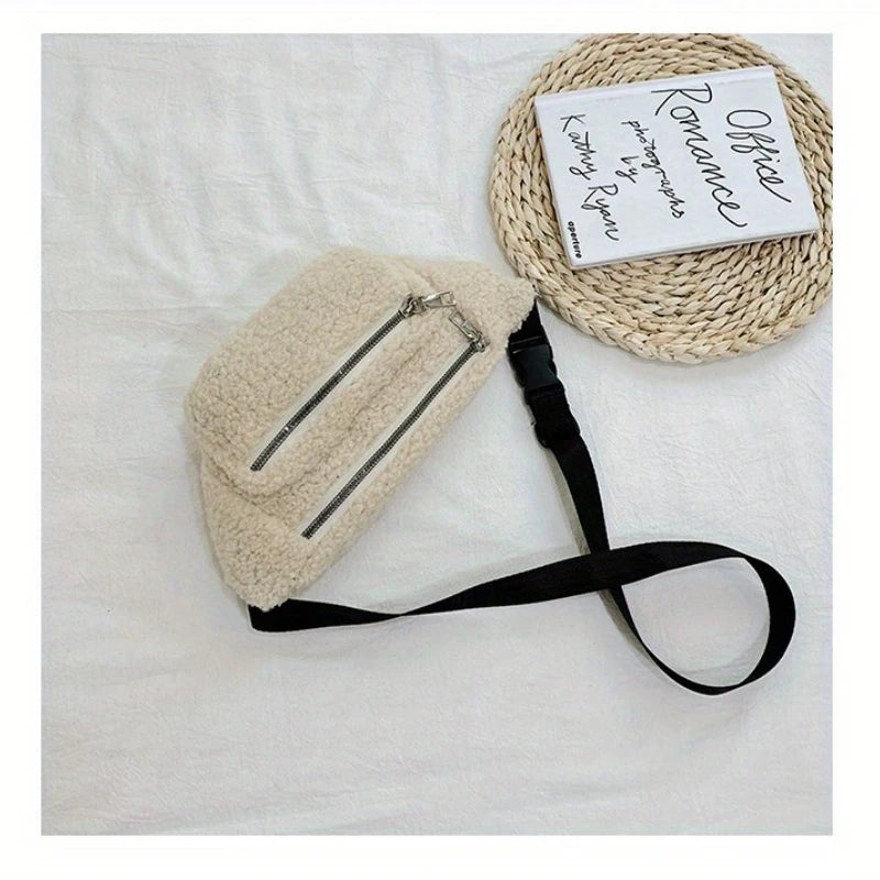 Riñonera de Pana de Peluche Elegante | Bolso Bandolera Versátil