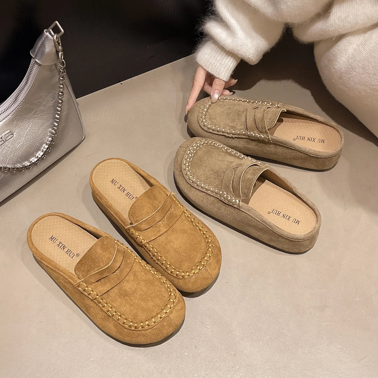 Women's Retro Anti-Slip Slippers | Cozy Flat-Bottomed Footwear
