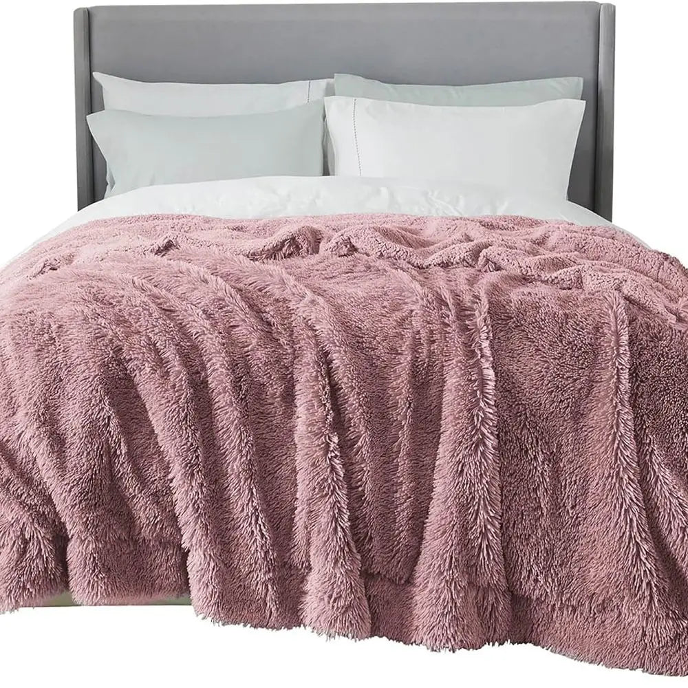 Queen Size Plush Sherpa Blanket | Cozy Warm Faux Fur Throw