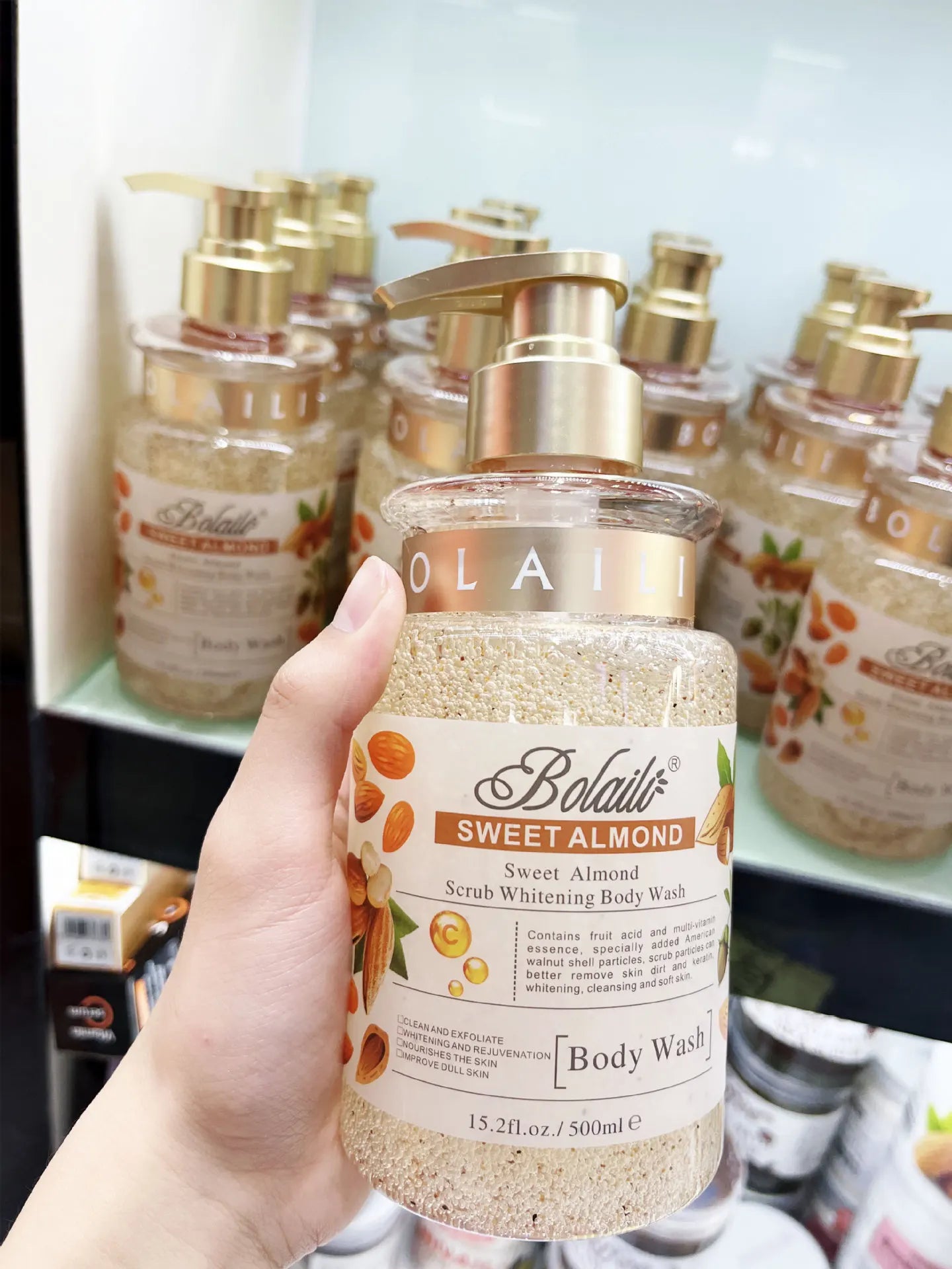 Exfoliating Almond Scrub Body Wash | Deep Clean & Moisturize
