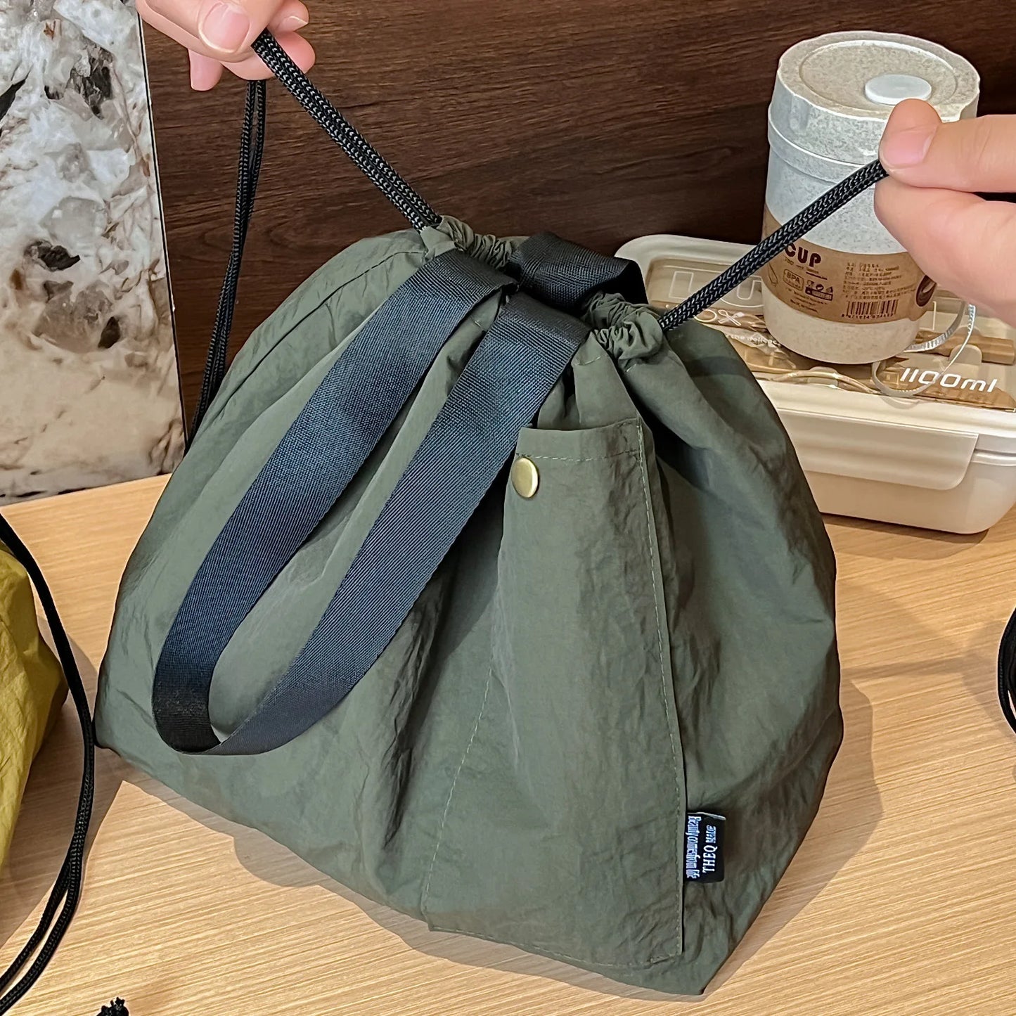 Portable Insulated Lunch Box Bag | Waterproof & Stylish Bento Bag