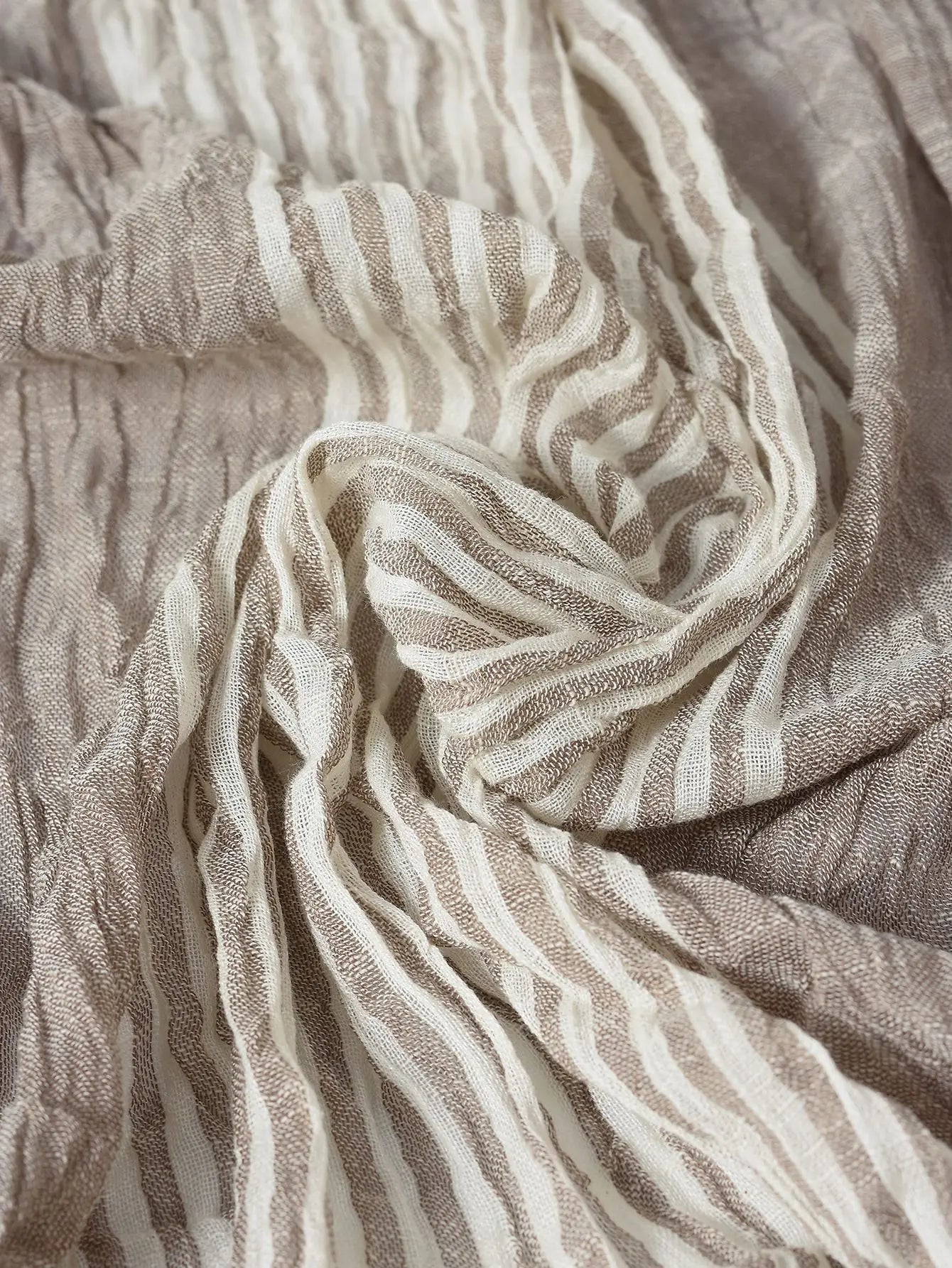Fashionable Men's Cotton Linen Scarf | Warm Striped Neckerchief