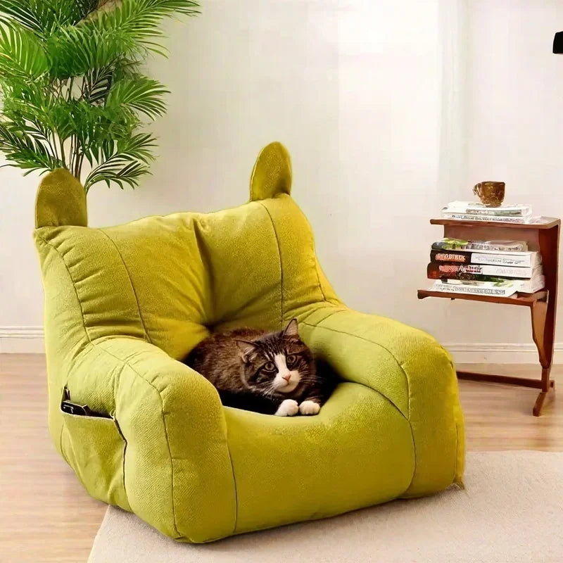 Small Sofa Bear Chair | Stylish Cozy Seating for Reading & Relaxing
