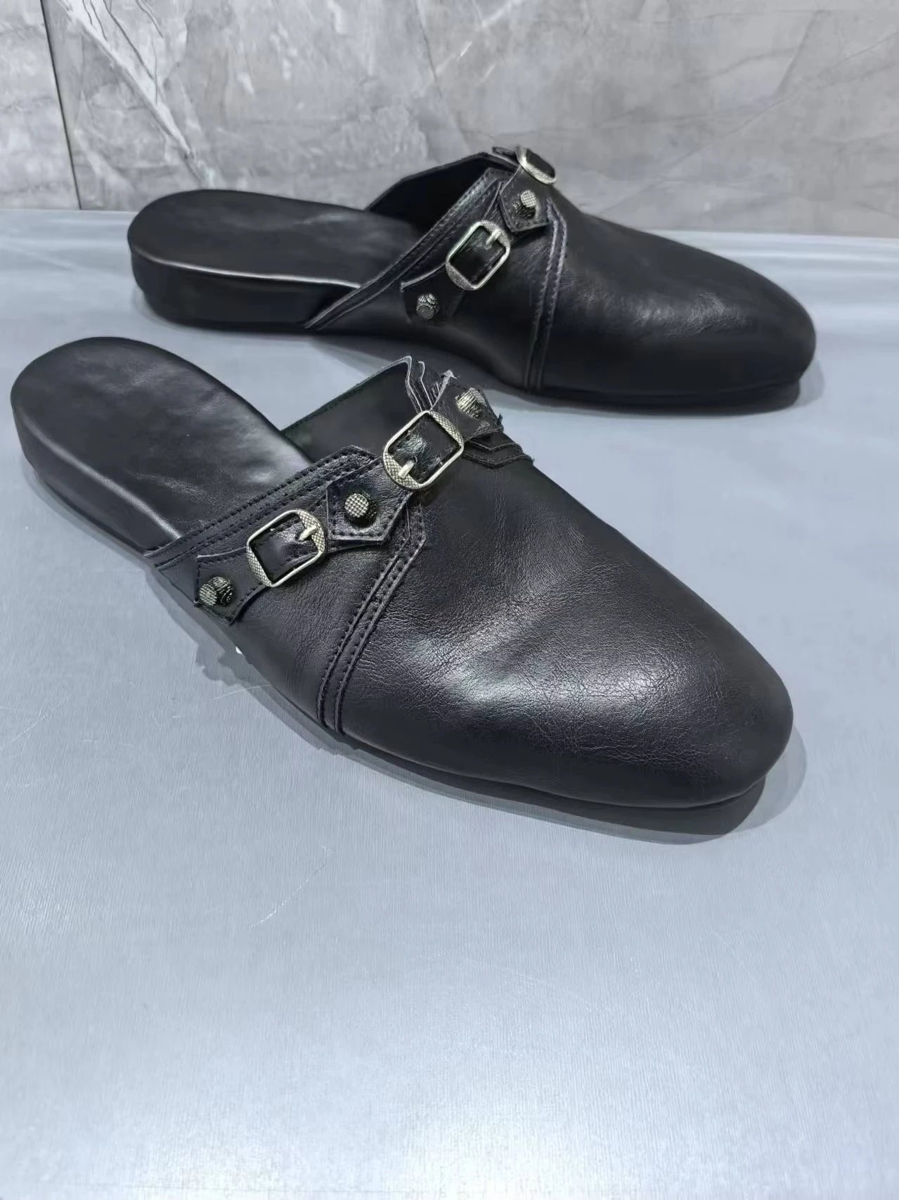 Men's Retro Rivet Buckle Leather Slippers | Stylish Comfort Sandals